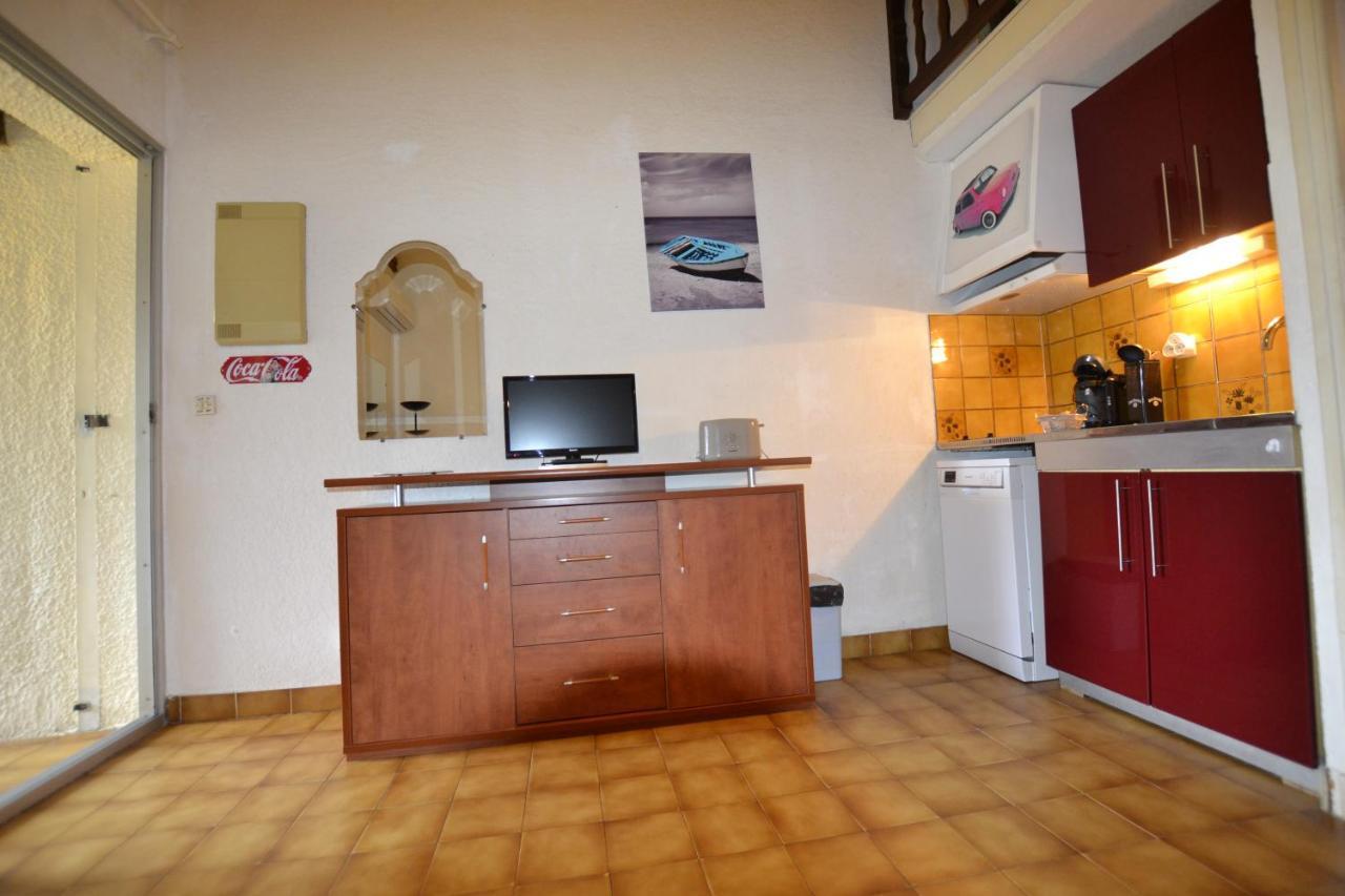 Villa Naturiste "Eden" Heliovillage 105 Agde Bagian luar foto